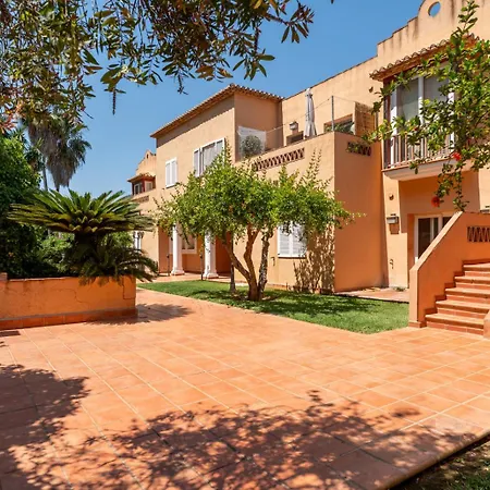 Apartment Olivetta Golf Retreat